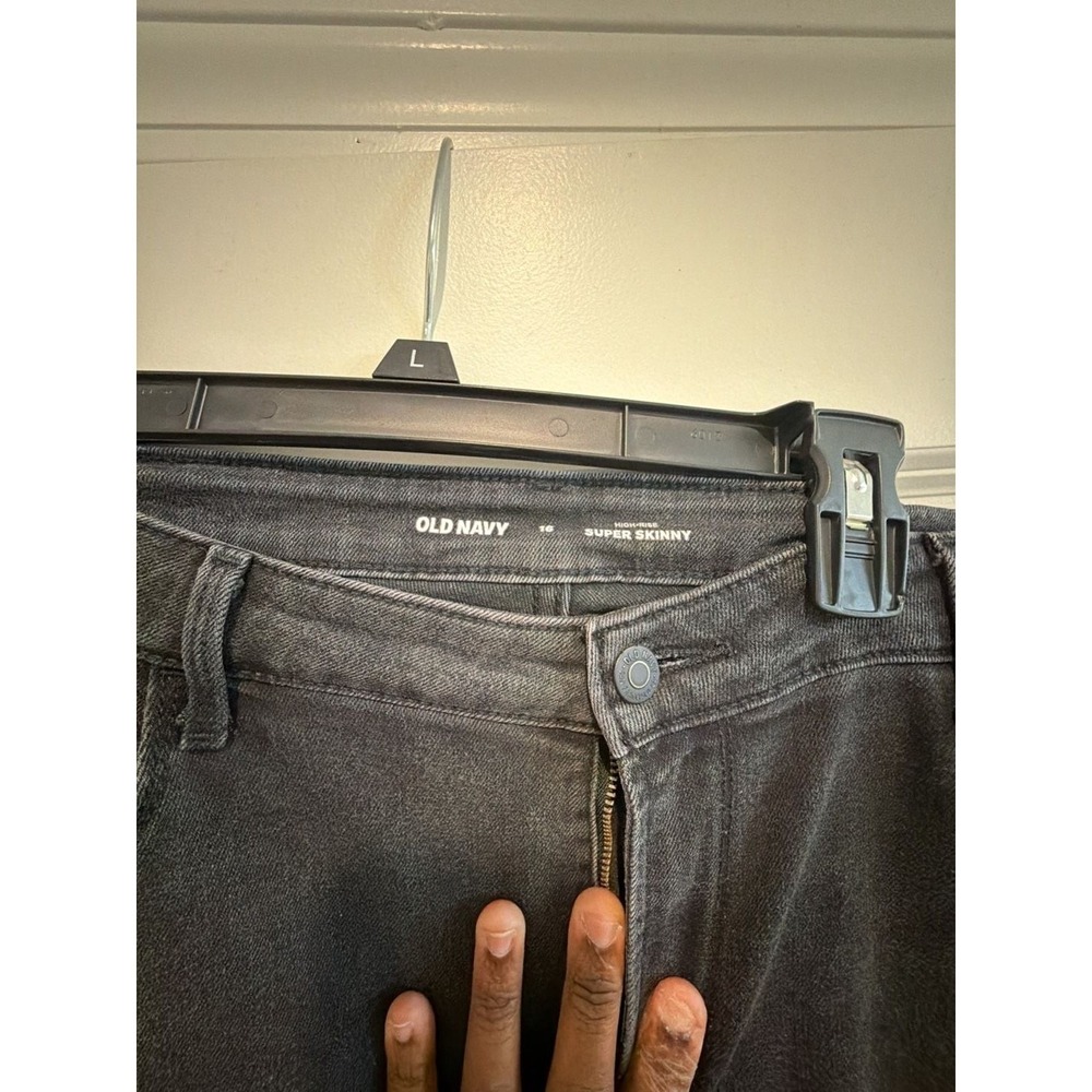 Old Navy High-Rise Super Skinny Black Jeans Size 16 - Picture 2 of 3